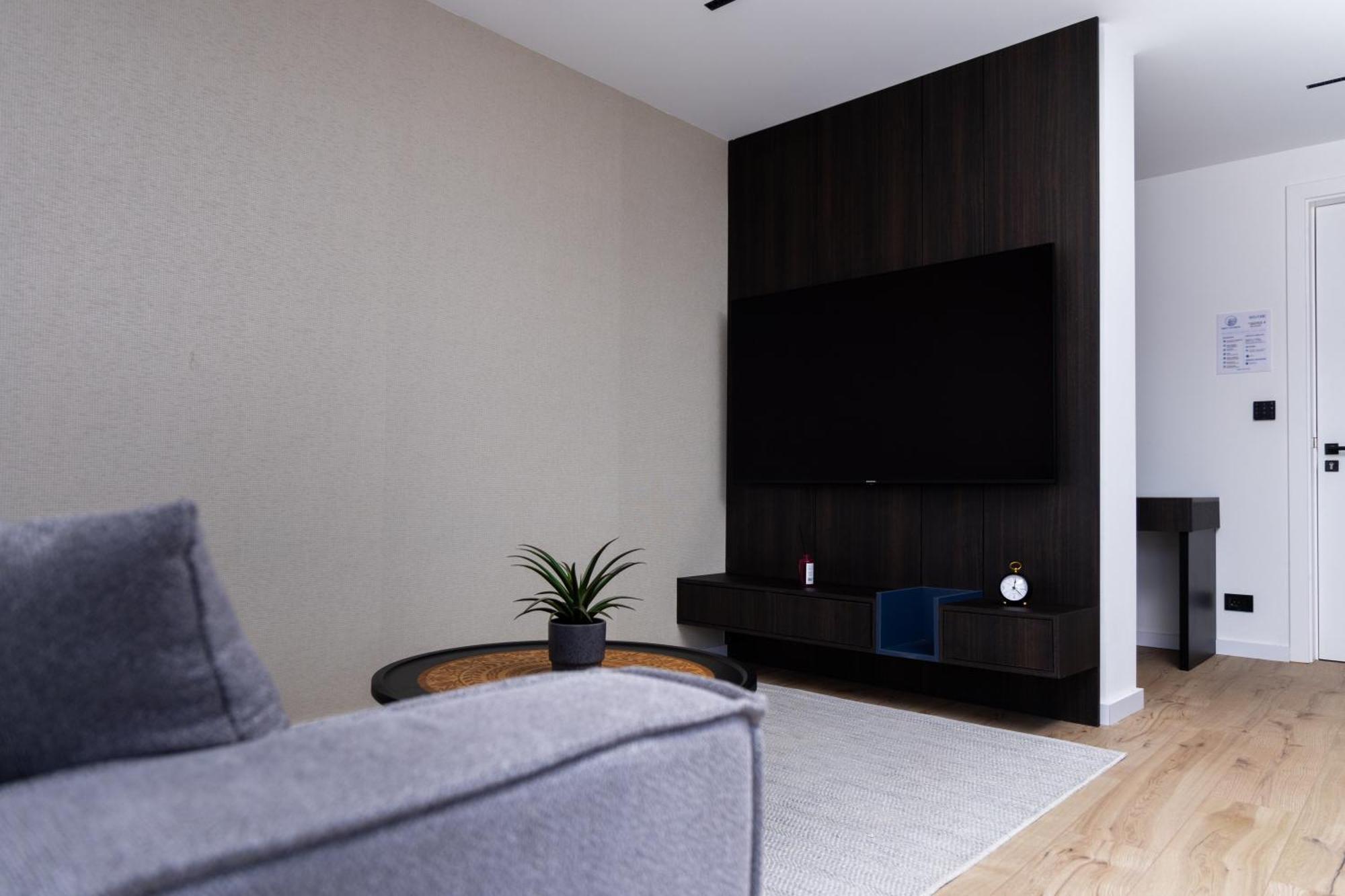 Erika'S Apartments Priştine Dış mekan fotoğraf