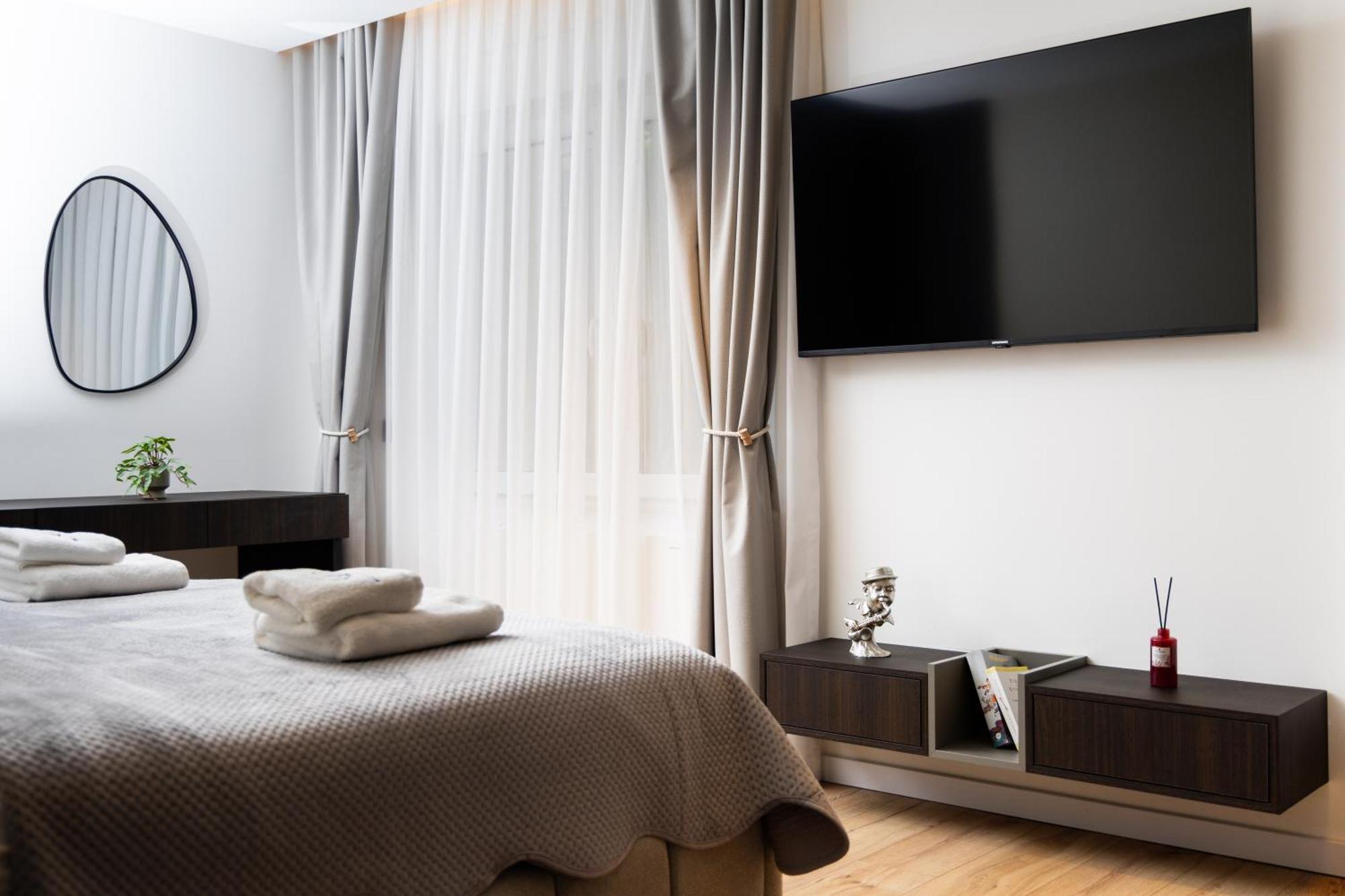 Erika'S Apartments Priştine Dış mekan fotoğraf