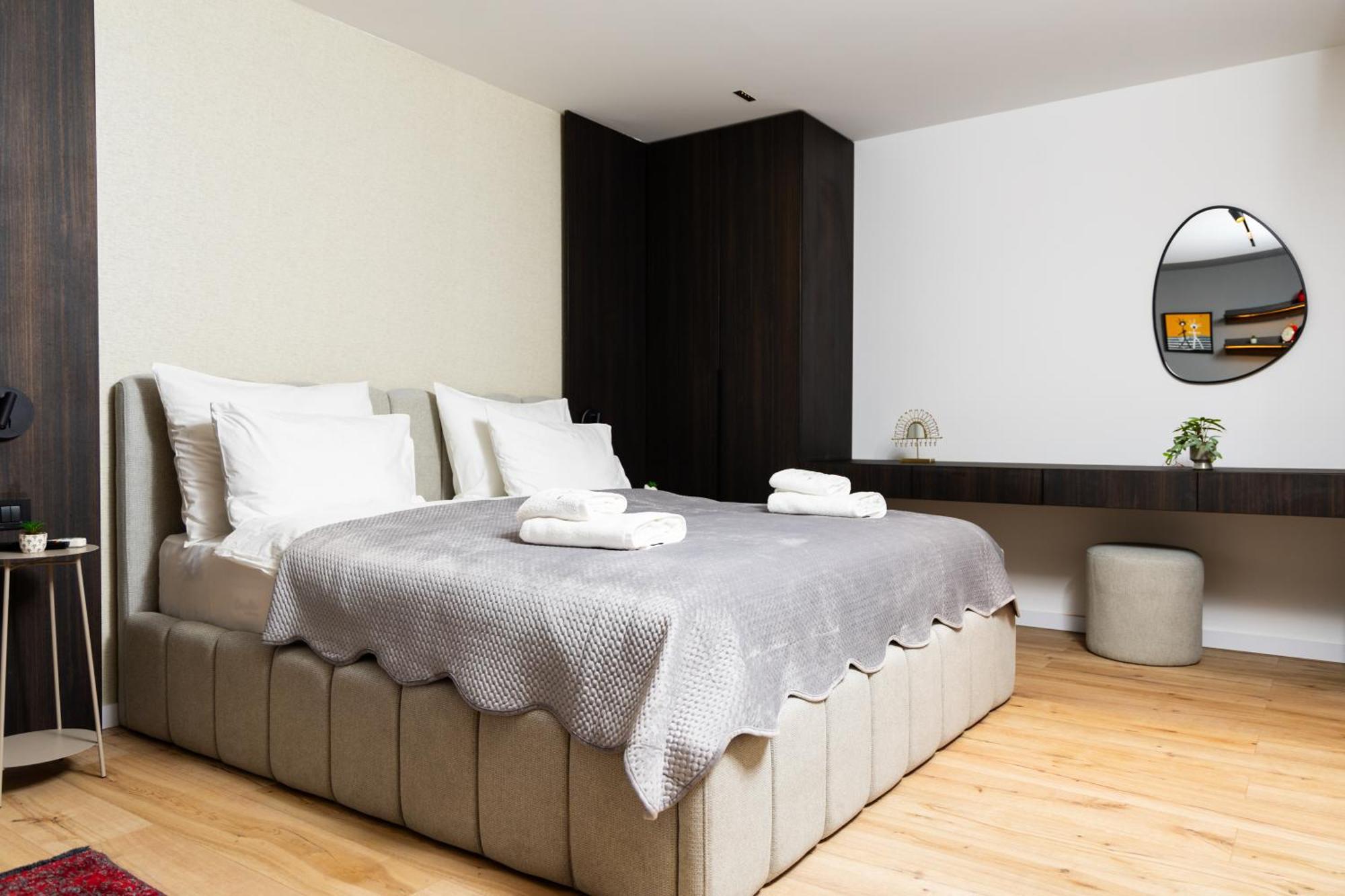 Erika'S Apartments Priştine Dış mekan fotoğraf